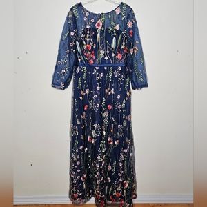 Womend floor length floral embroidered formal dress - 3/4 length sleeves